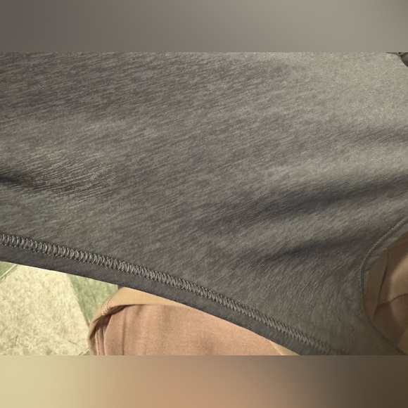 Lululemon Gray Criss Cross Tank Top and built in Beige Sports Bra Size 6 - Picture 11 of 12